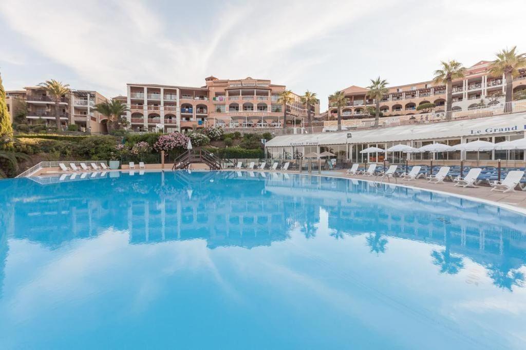 Dans Un Cadre D'Exception, Vue Mer Panoramique A Agay Cote D'Azur, Village Vacances Cap Esterel, T2 Avec Jardin, Golf, Climatisation, Wifi, 5 Piscines Saint-Raphaël Exterior foto