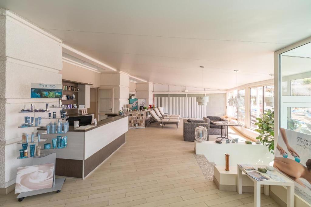 Dans Un Cadre D'Exception, Vue Mer Panoramique A Agay Cote D'Azur, Village Vacances Cap Esterel, T2 Avec Jardin, Golf, Climatisation, Wifi, 5 Piscines Saint-Raphaël Exterior foto
