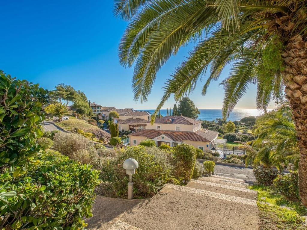Dans Un Cadre D'Exception, Vue Mer Panoramique A Agay Cote D'Azur, Village Vacances Cap Esterel, T2 Avec Jardin, Golf, Climatisation, Wifi, 5 Piscines Saint-Raphaël Exterior foto